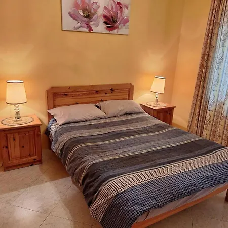 Seaview Two Bedroom In *